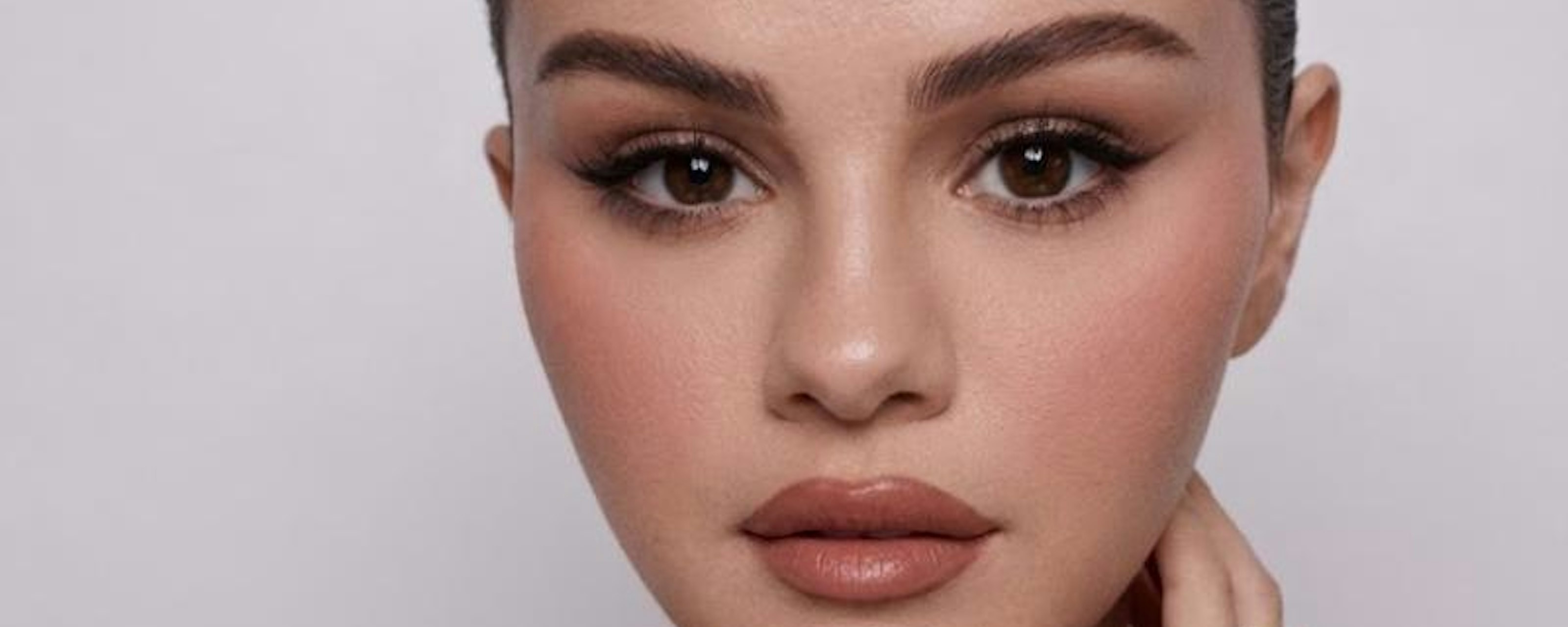 Controversia en el sector empresarial: Demandan por presunto fraude a Selena Gomez y a su plataforma de salud mental
