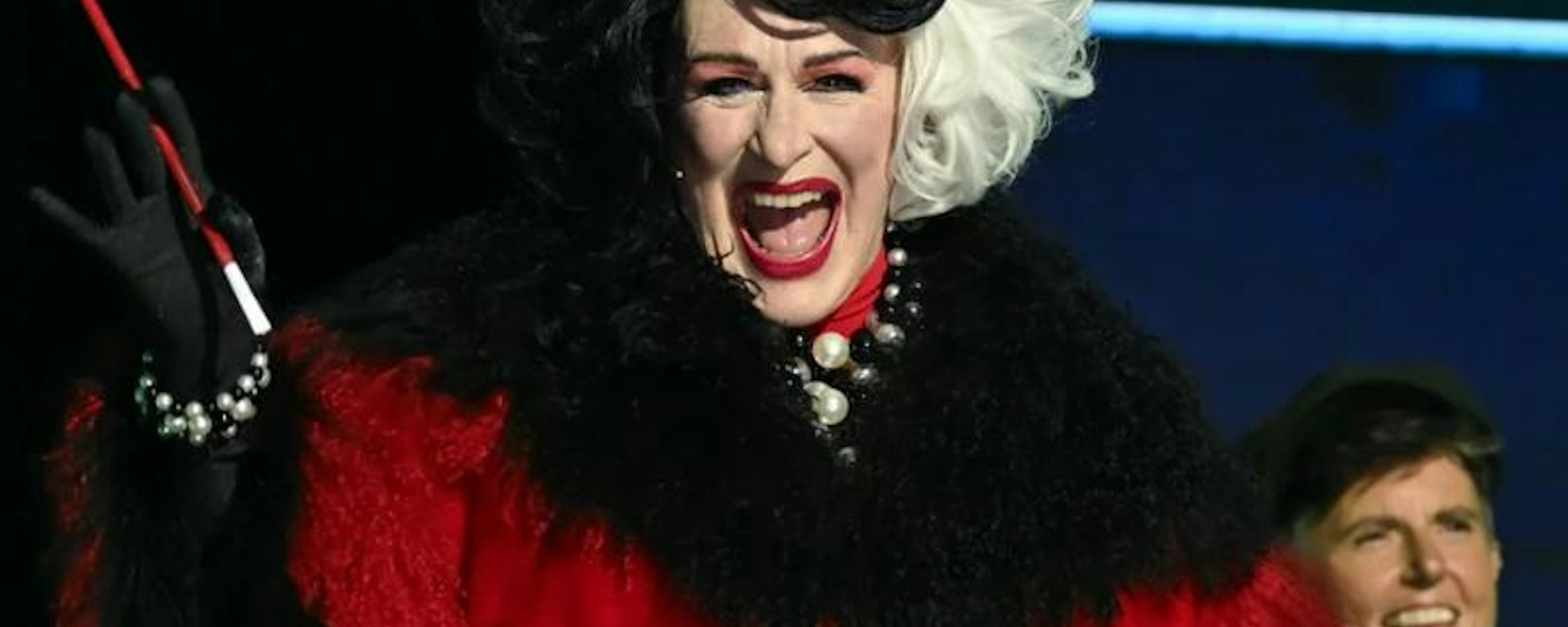 El regreso de una villana legendaria: Glenn Close sorprende como Cruella de Vil en la D23