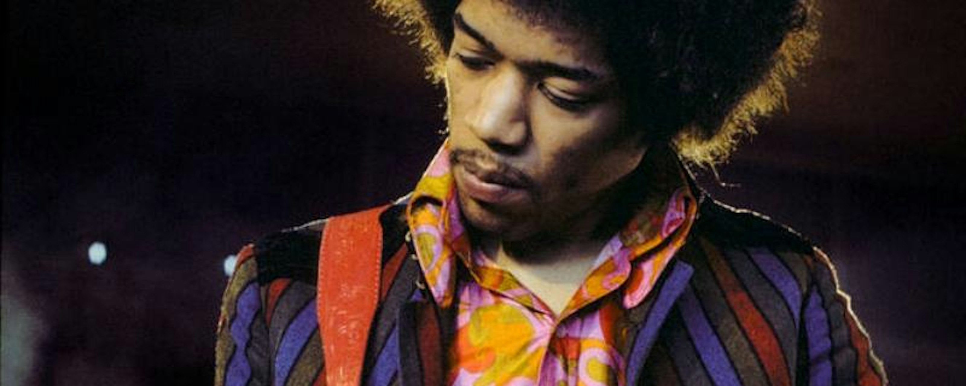 El eco definitivo de una leyenda: Salen a la luz las últimas palabras de Jimi Hendrix tras su turbulento concierto en Alemania