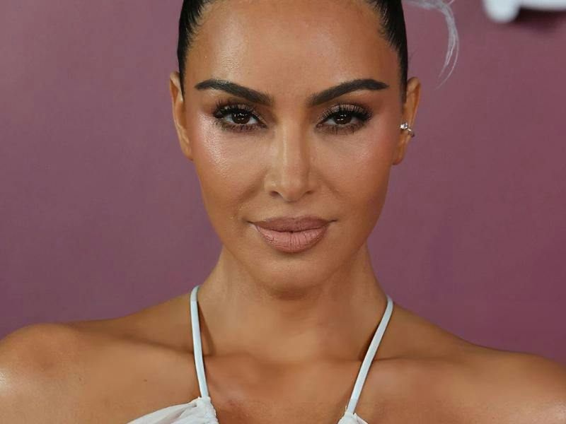 Filantropía en acción: Kim Kardashian dona 50 mil dólares para apoyar a familias separadas en la frontera