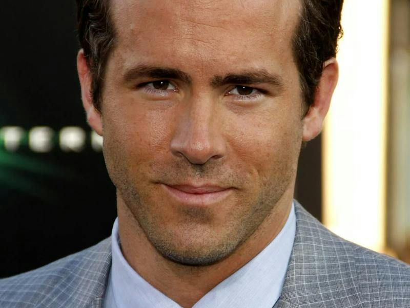 ¡Caballero sin capa! Ryan Reynolds se rinde ante el brutal éxito de 'La Odisea' tras arrebatarle la corona histórica a 'Deadpool y Wolverine'