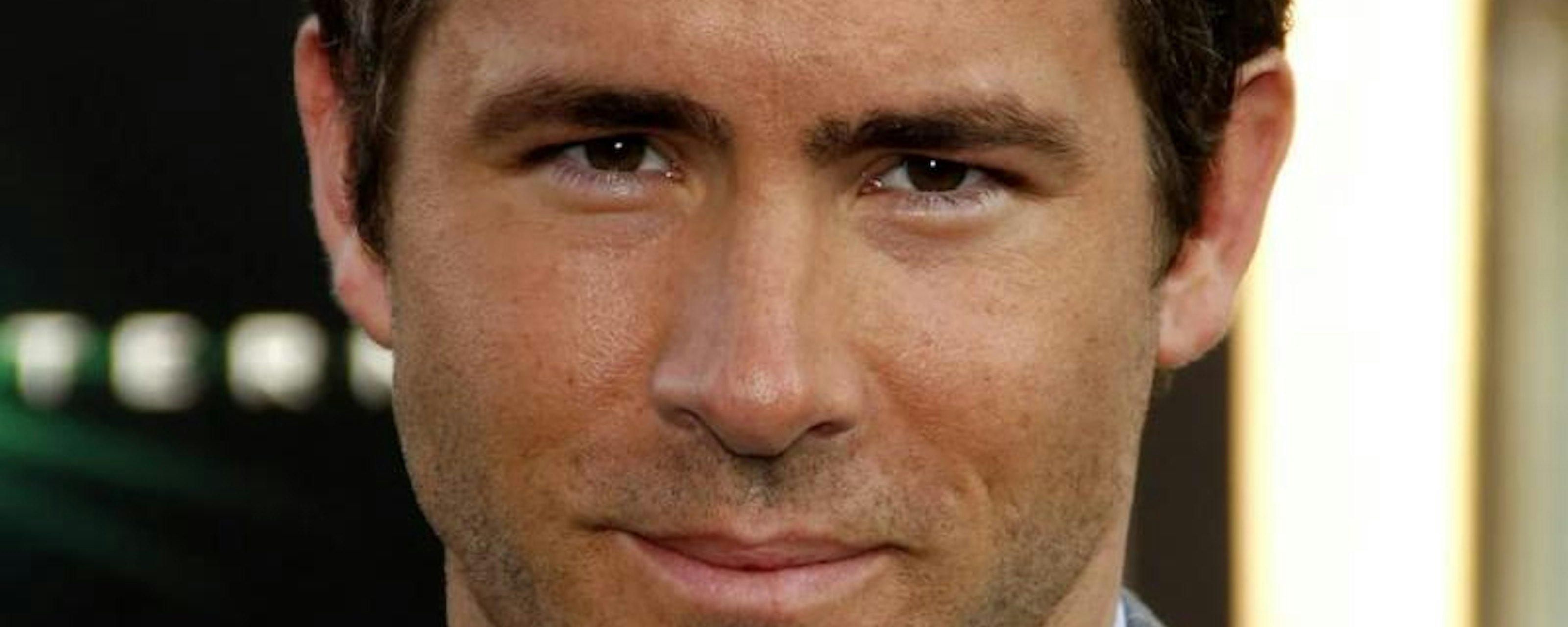 ¡Caballero sin capa! Ryan Reynolds se rinde ante el brutal éxito de 'La Odisea' tras arrebatarle la corona histórica a 'Deadpool y Wolverine'