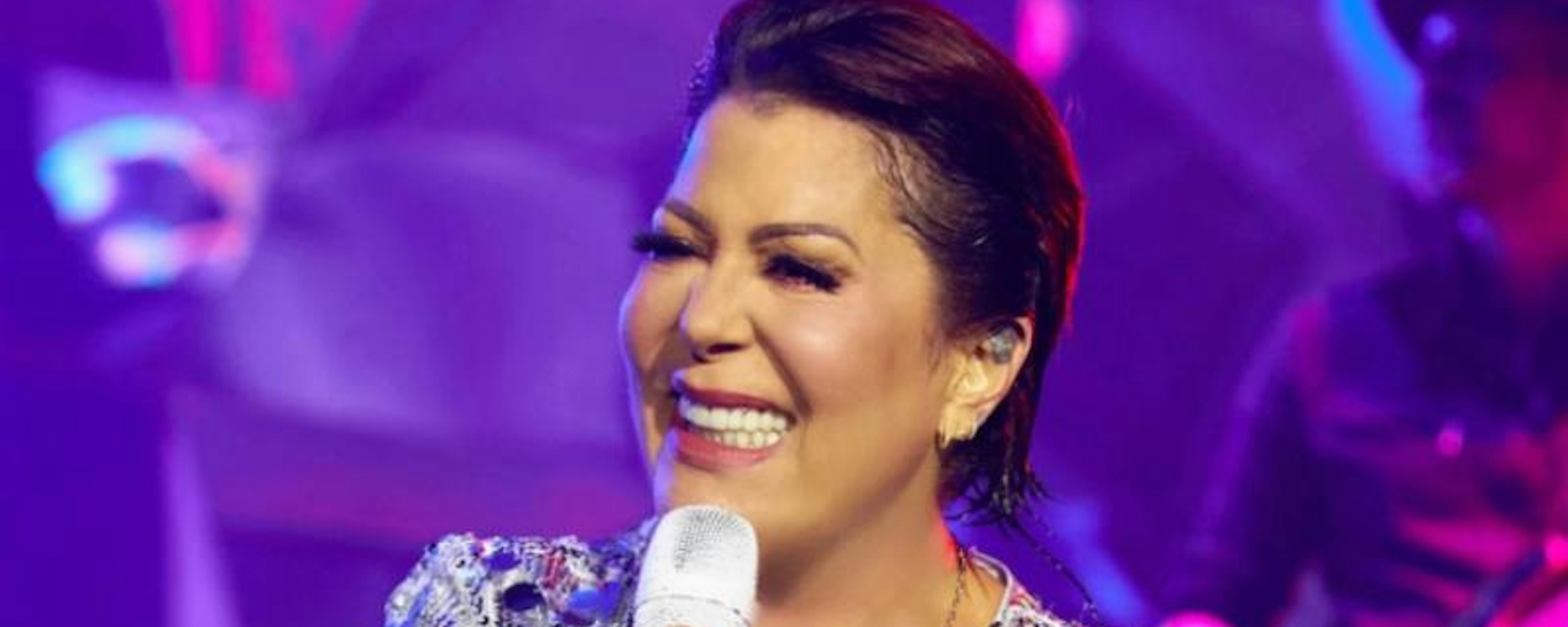 Alejandra Guzmán reaparece públicamente tras sufrir una luxación de cadera en pleno concierto