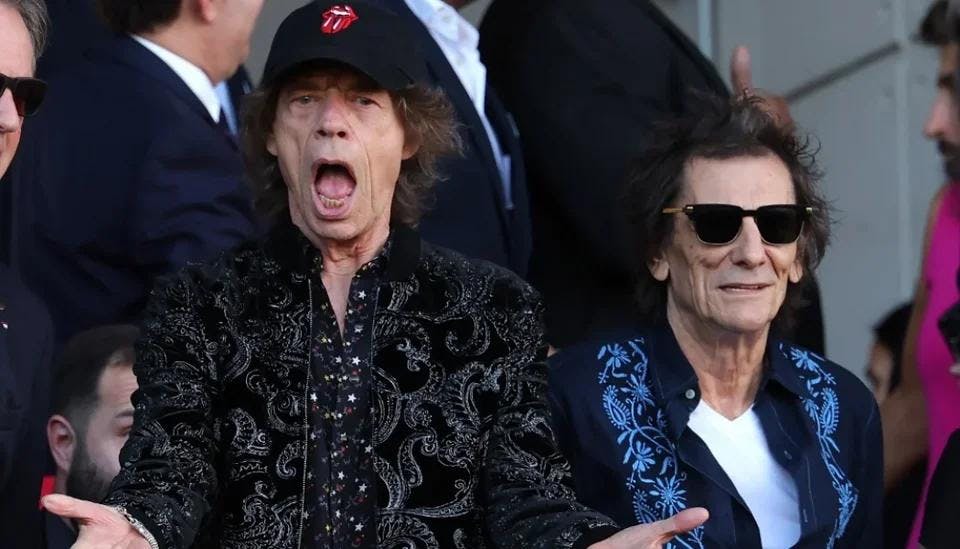 El fútbol tiembla: Mick Jagger mufa la cancha | Lokura FM