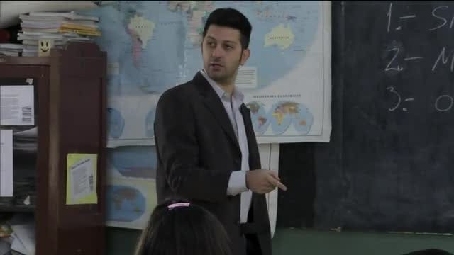 Carlos apostó mal y tuvo que empezar de nuevo | El reemplazante - T1E1