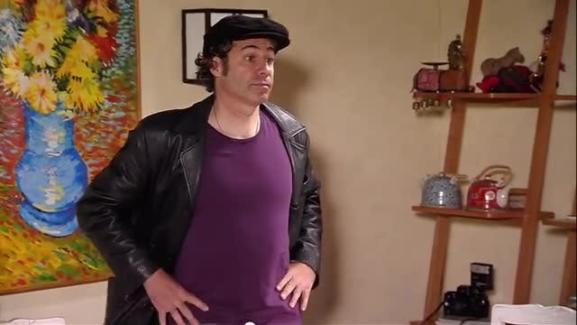 Los encantos del "artista" | Separados - T1E39
