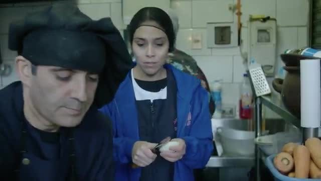 Pilar cambió el carrete por el trabajo en La Vega | La Vega - T1E2