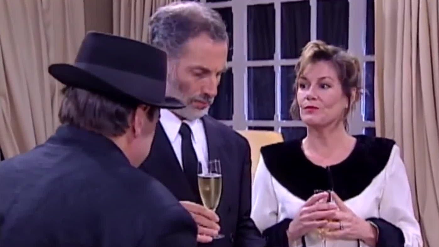 El primo Renato le pide matrimonio a Luisa | Sucupira - T1E95