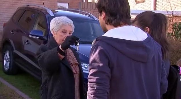 La nana no aguantó | Aquí mando yo - T1E16