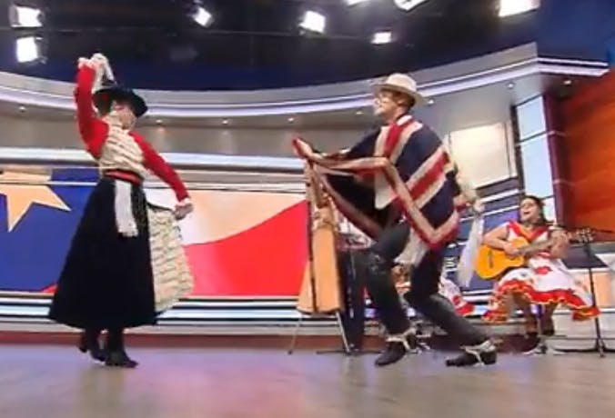 ¡Solo quedan 10 días para las Fiestas Patrias!: Iniciamos la mañana con un gran pie de cueca 