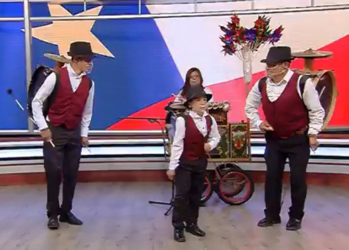 Una tradición imperdible: Disfruta de la magia de los chinchineros 
