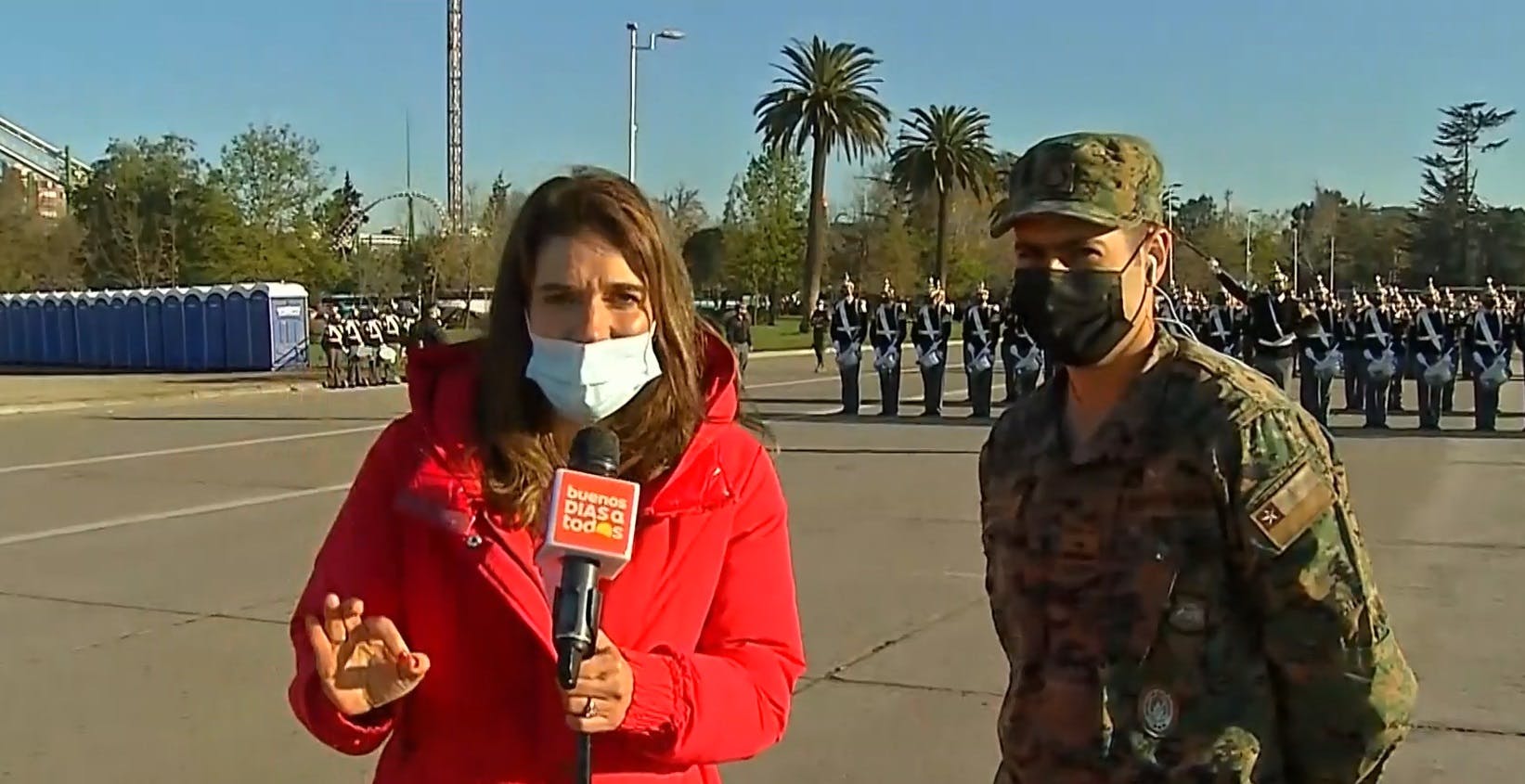María Luisa visita los ensayos de la Parada Militar 2021