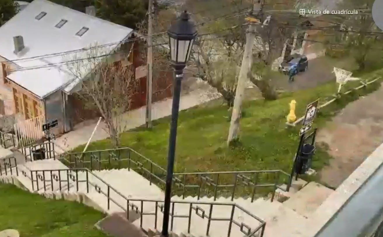 Mujer muere al caer desde un mirador al tomarse una selfie en Punta Arenas 