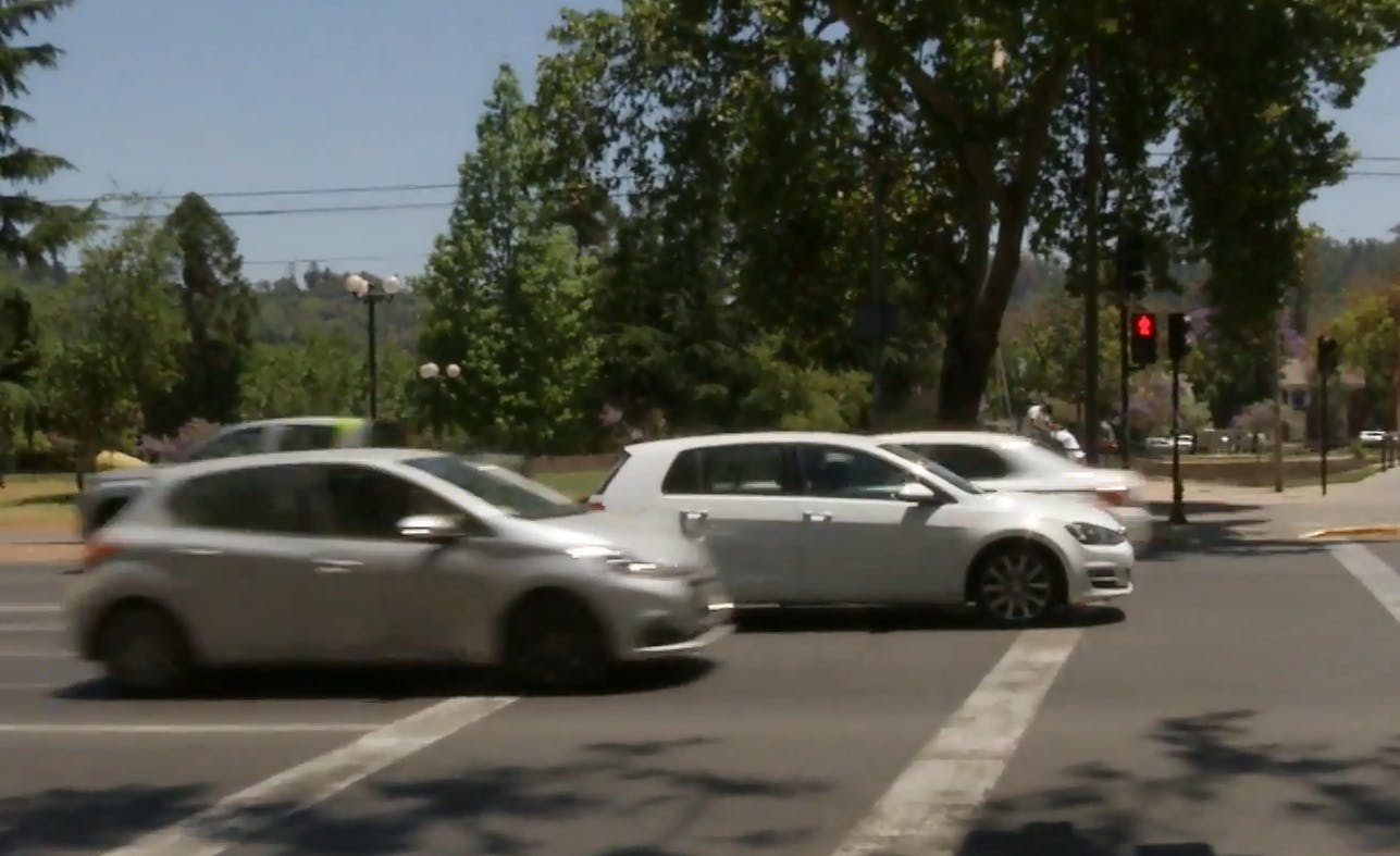Locura en las calles: La irresponsable convivencia vial de conductores y peatones