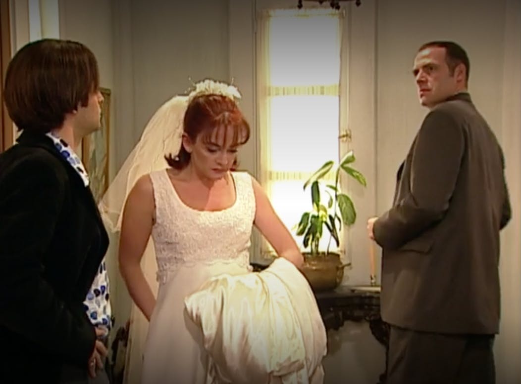 Campanas de boda | Santo ladrón  - T1E6