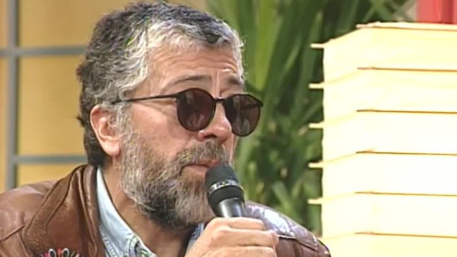 Desde Argentina el cantautor Facundo Cabral | Pase lo que pase - T1E93