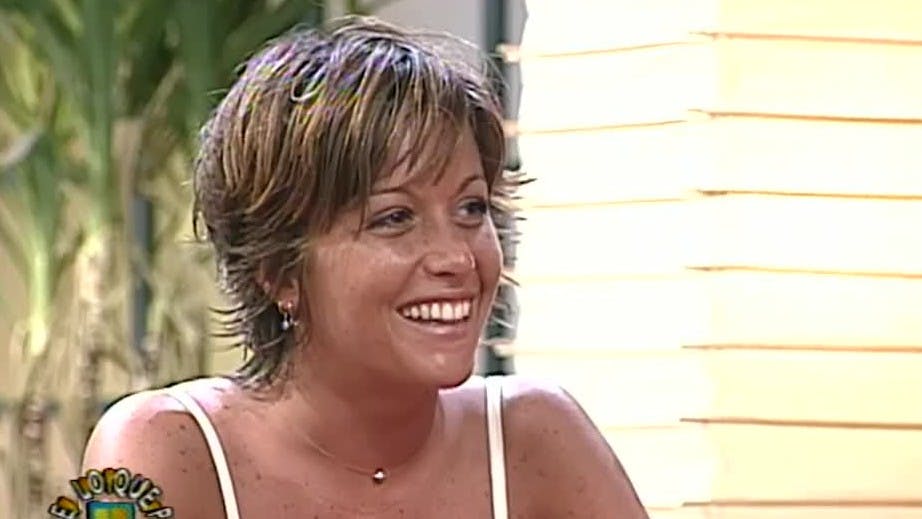 Apasionada del diseño gráfico y el arte: Yuyunis Navas | Pase lo que pase - T1E148