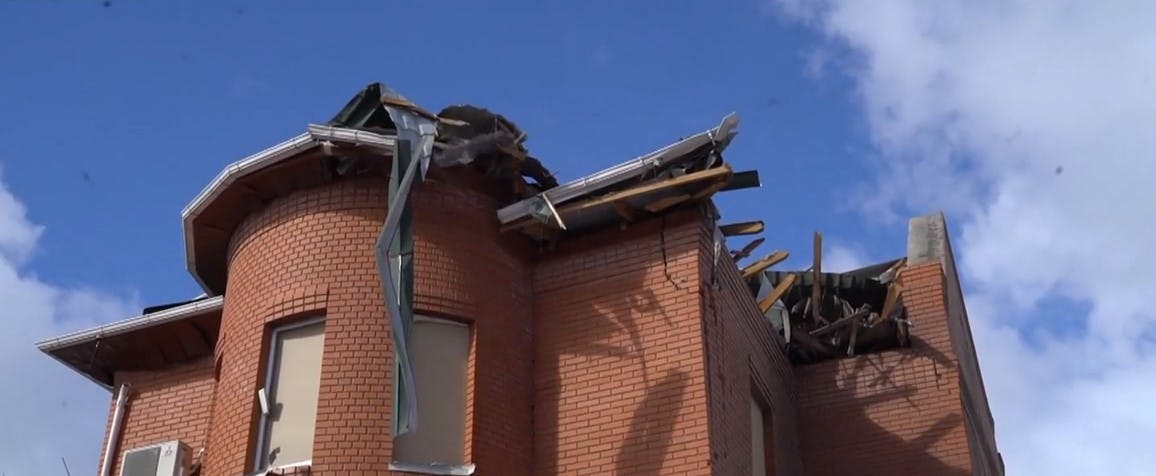 Bombardeos destruyen un barrio completo en Ucrania