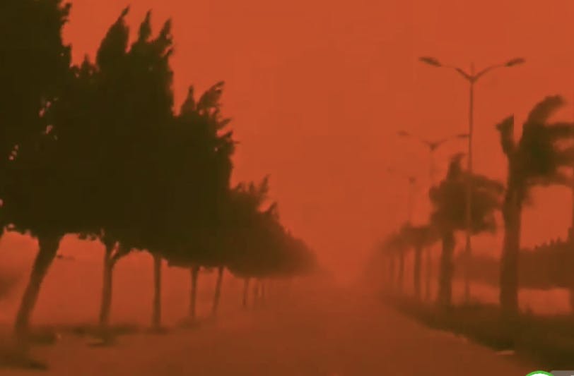 Tormenta de polvo del Sahara tiñe a Europa