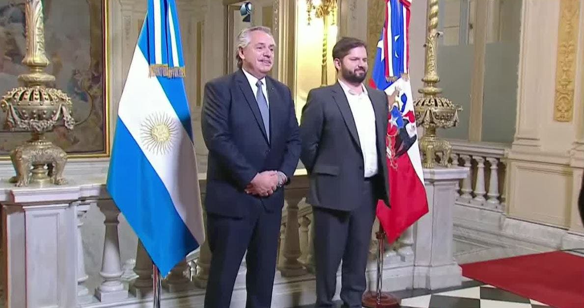 Presidente Boric inicia sus actividades en Argentina