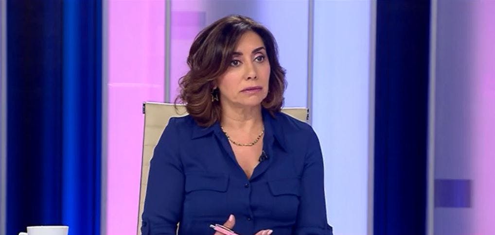 Capítulo 25 de abril: Entre la espada y la pared | Carmen Gloria a tu servicio 