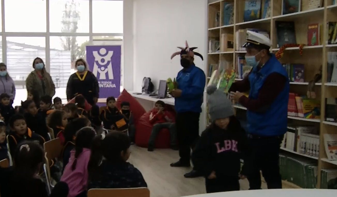 Un orgullo para La Pintana: Comuna celebra su nueva biblioteca territorial El Castillo 