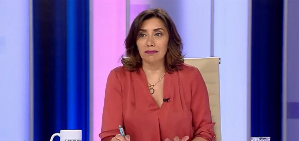 Capítulo 5 de mayo: Problemas en la botillería | Carmen Gloria a tu servicio 