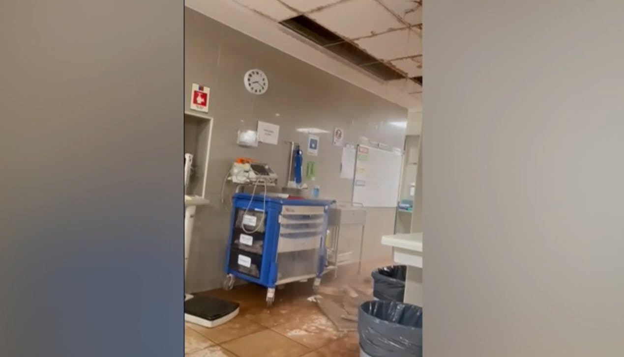 Rotura de cañería inunda pasillos de hospital de Punta Arenas 
