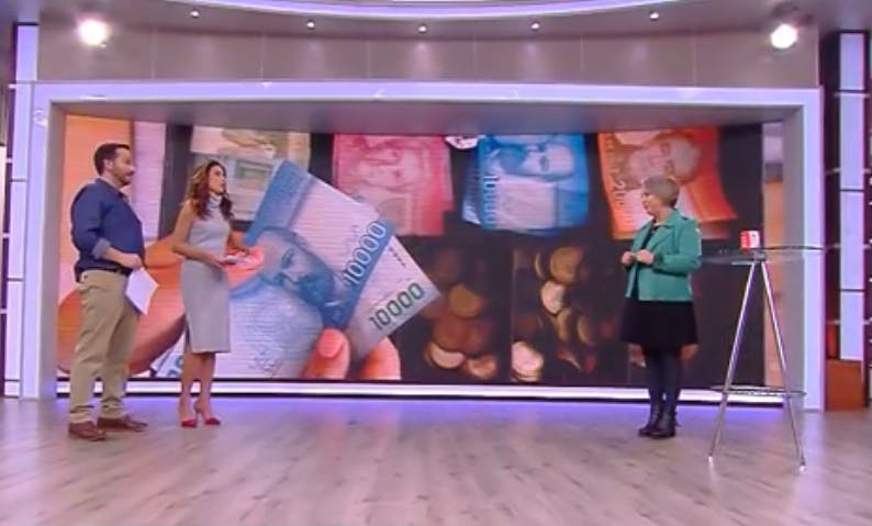 Ministra del Trabajo detalla el nuevo sueldo mínimo: Llegará a los $400 mil en agosto