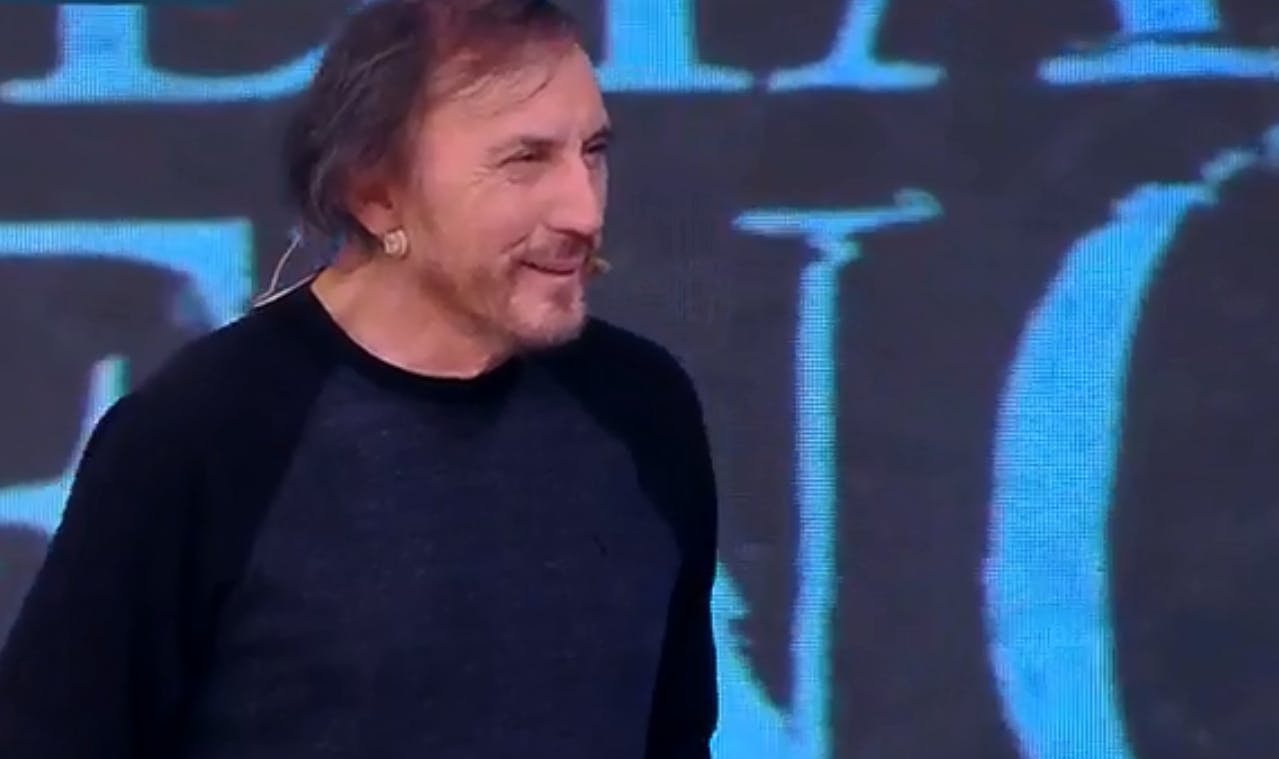 Carlos Pinto presenta: El Día Menos Pensado: El hombre de la carretera