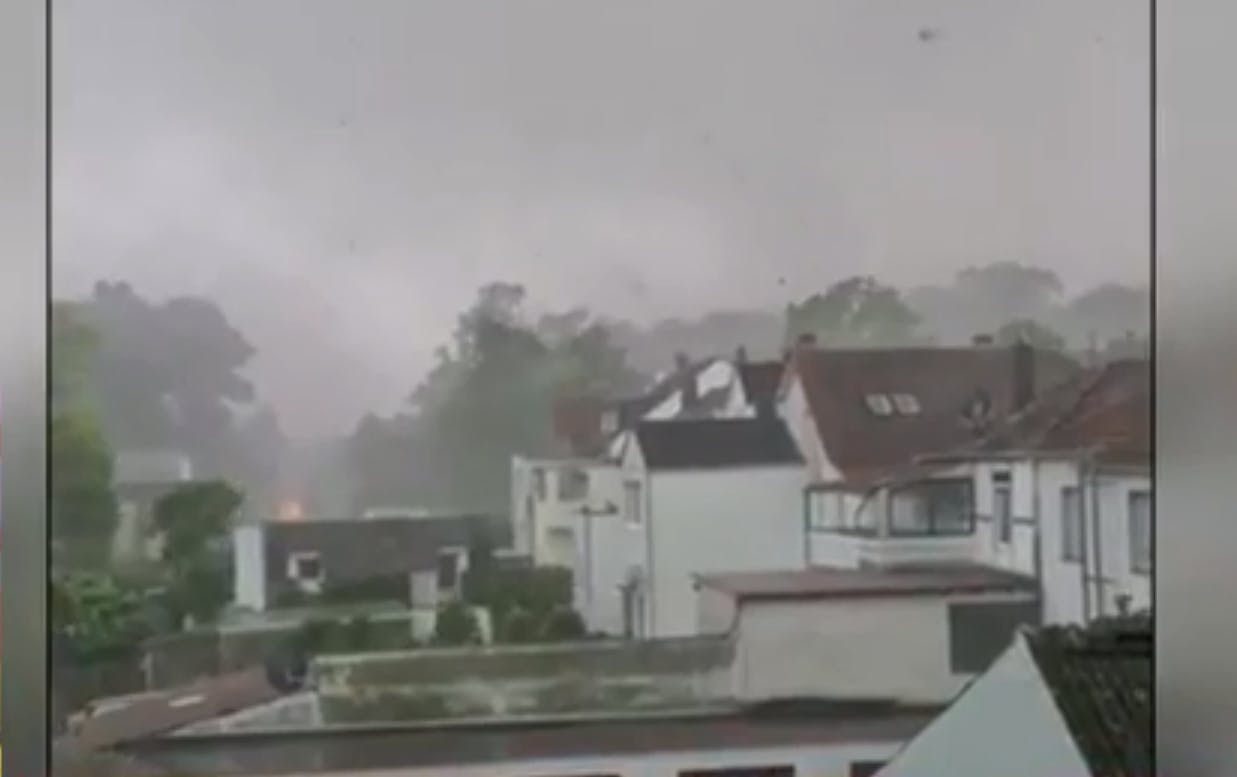 Inundaciones, tornados y temperaturas extremas por el mundo
