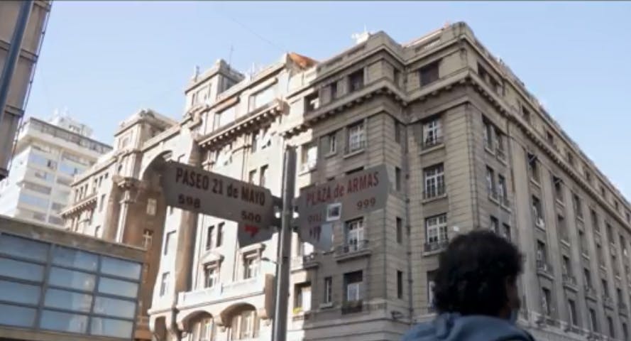 Reportaje BDAT: Robos y violencia cambiaron a la Plaza de Armas de Santiago 