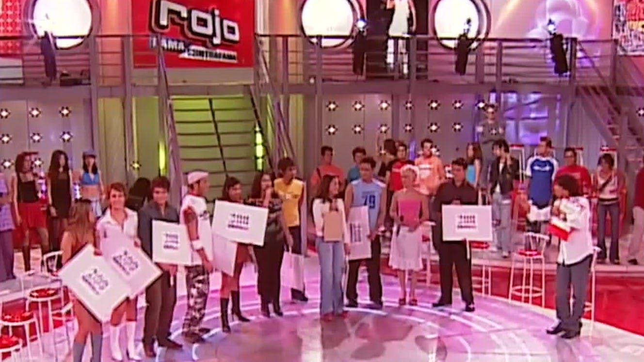 Rojo celebra sus 200 capítulos | Rojo Fama contrafama - T3E70