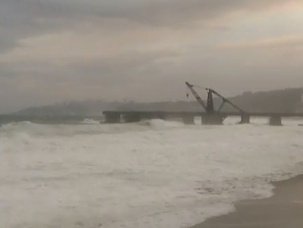 Fuertes marejadas y mucho viento en la región de Valparaíso 