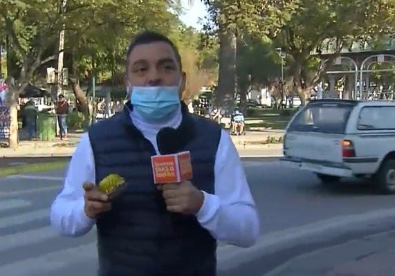Leo Castillo recorre las calles de Talagante 