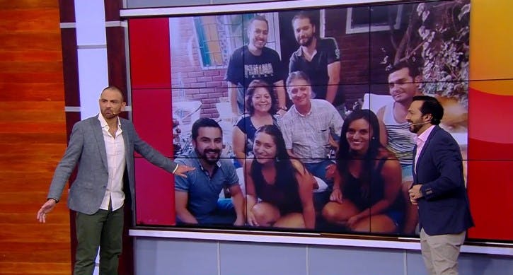 ¡Hoy saludamos en su día a los hermanos de al medio! 