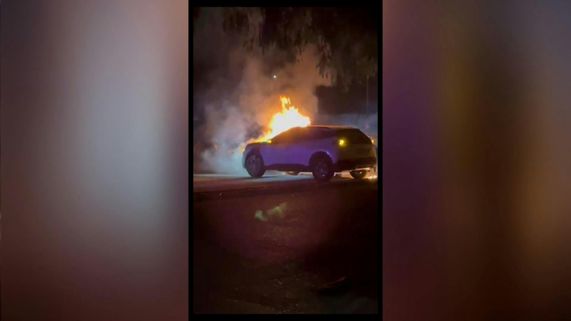 Sujeto que quemó auto de funcionaria de Hospital San Camilo quedó en prisión preventiva