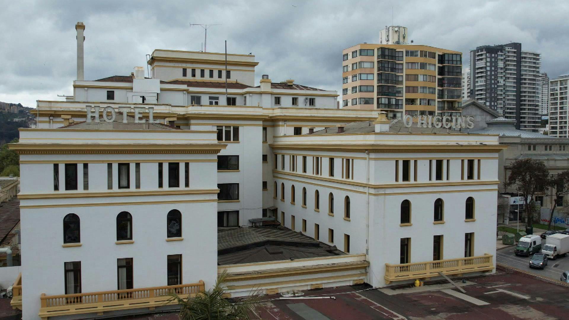 Tras 86 años de historia, emblemático Hotel O'Higgins cerró sus puertas definitivamente