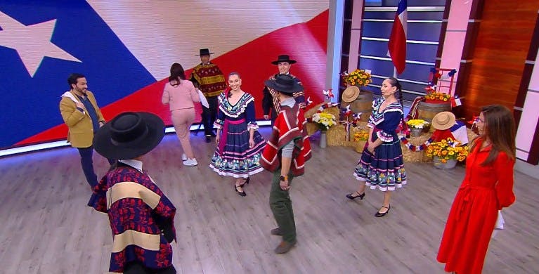 ¡Aún hay tiempo!: Grupo Bafona nos enseño a bailar cueca