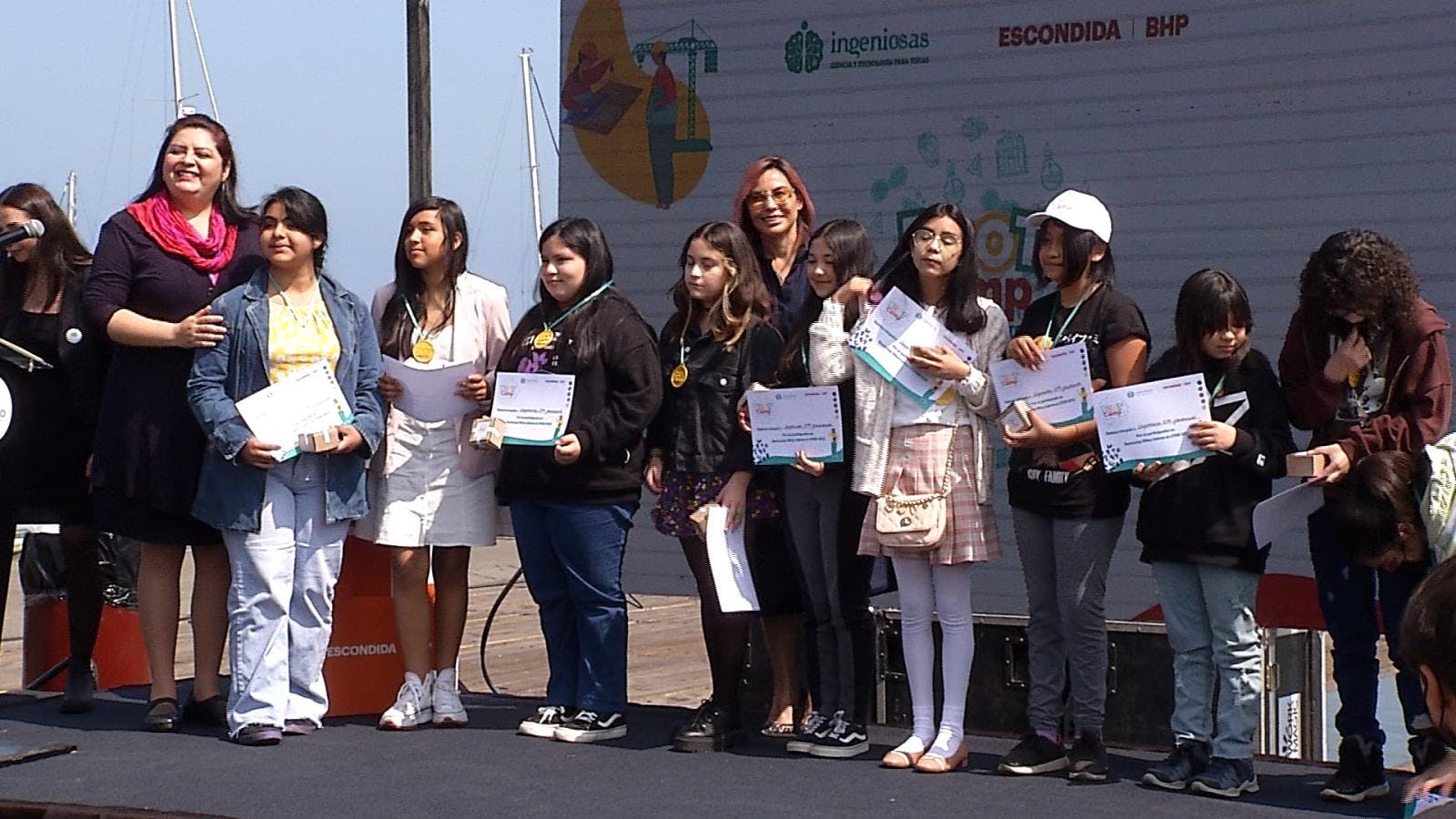 Síntesis de noticias regionales: realizan ceremonia de certificación bootcamp