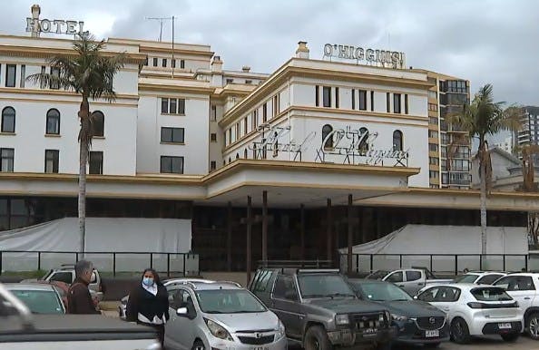 Los secretos del remate de los tesoros históricos del Hotel O'Higgins 