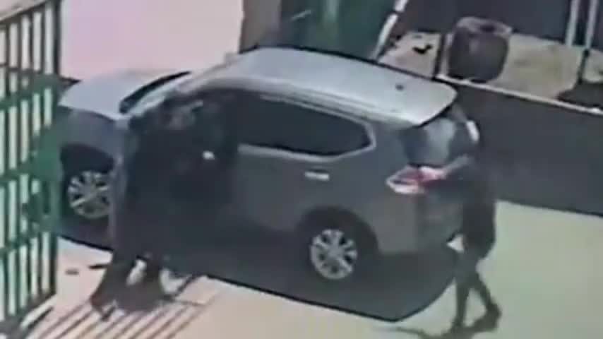 Conductora antofagastina es asaltada mientras salía de un supermercado para robarle su vehículo