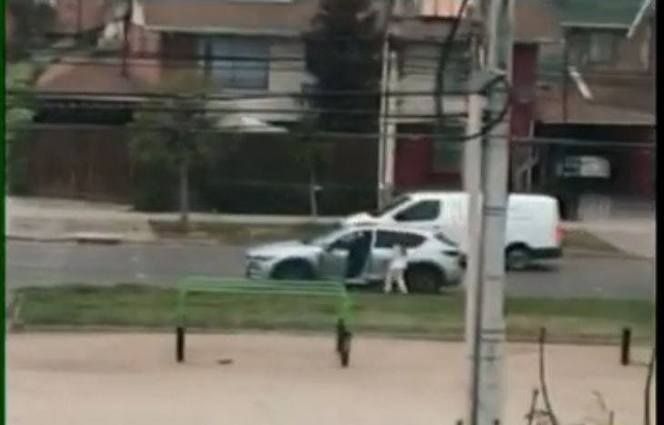 Iba a dejar a su hija al jardín infantil: Detective de la PDI frustra encerrona