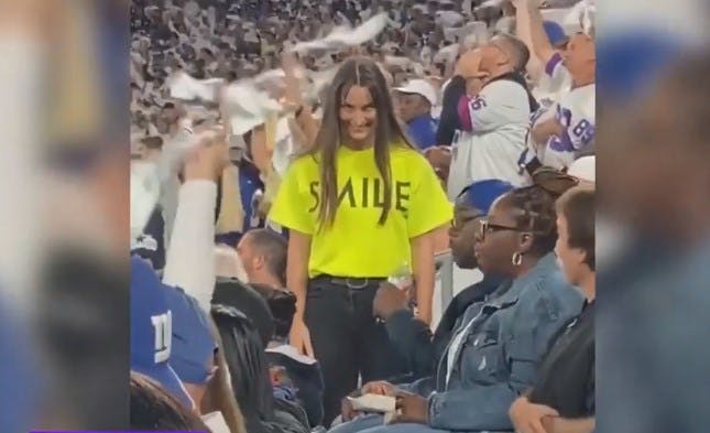 ¿De qué trata el video viral cara de Smile