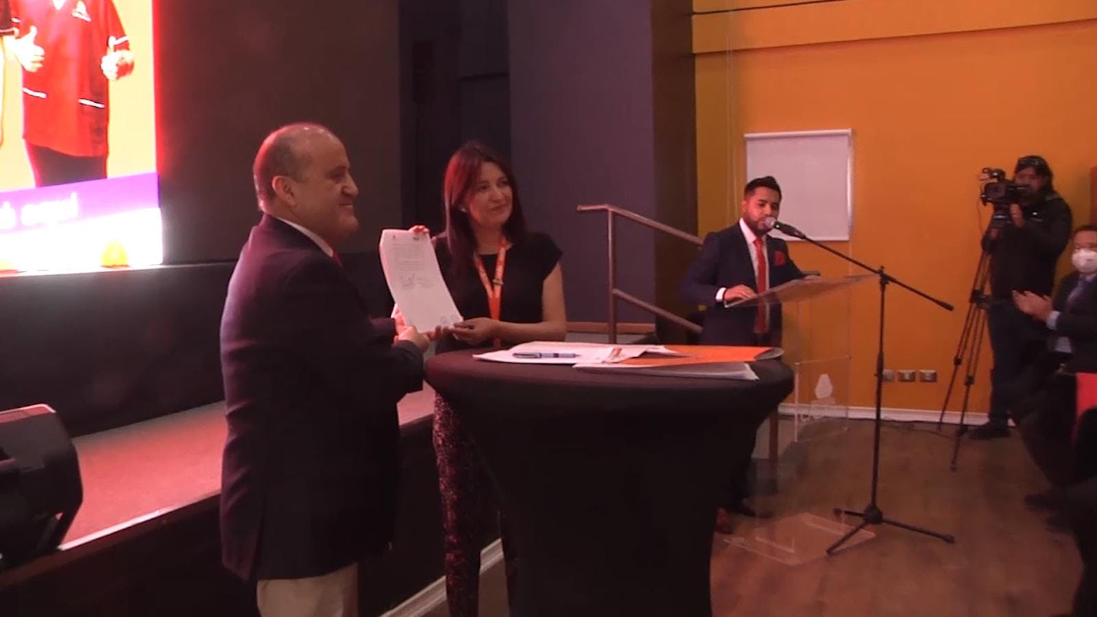 COMDES y CFT firman convenio de articulación