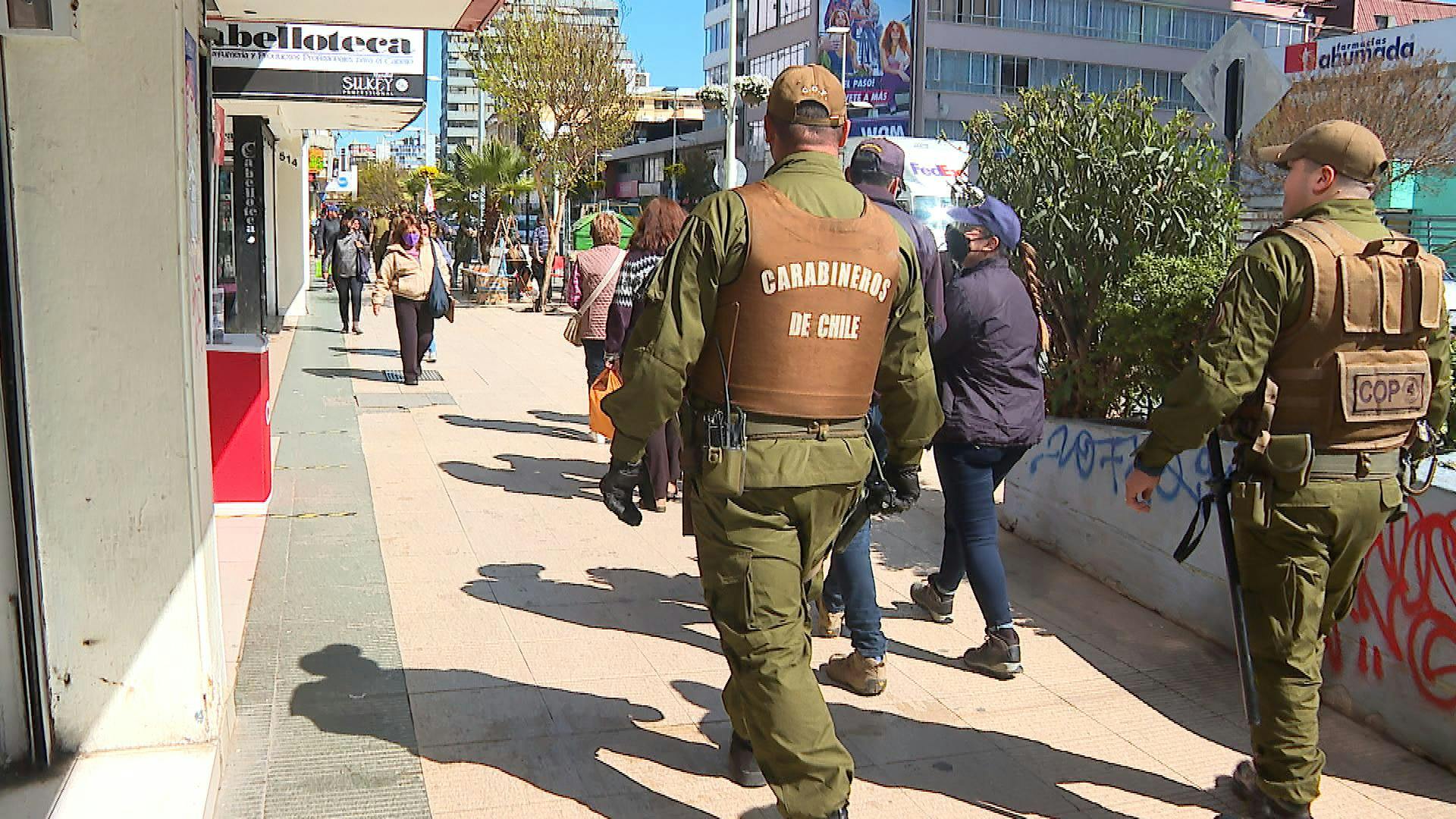 Despliegan estrategia para combatir comercio ambulante en Viña del Mar