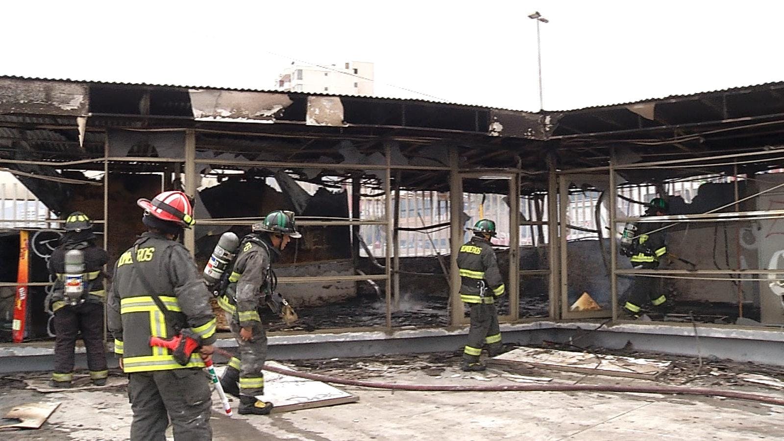 Síntesis de noticias regionales: incendio destruyó dependencias de cancha las almejas