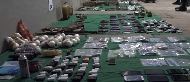 Exclusivo BDAT: ¿Cómo las bandas ingresan armas a la cárcel? 