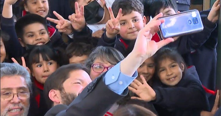 ¡Felicitamos a la Escuela Emilia Lascar de Peñaflor!: Fue reconocida como la más innovadora del mundo