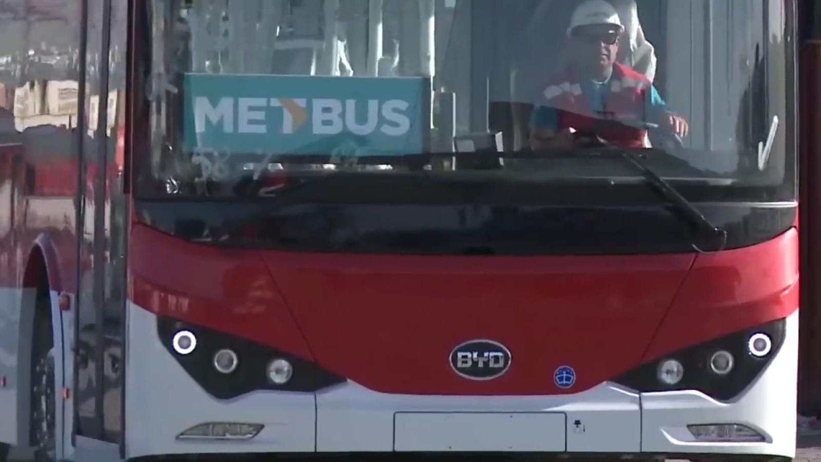 Comienza fabricación de buses eléctricos para transporte público